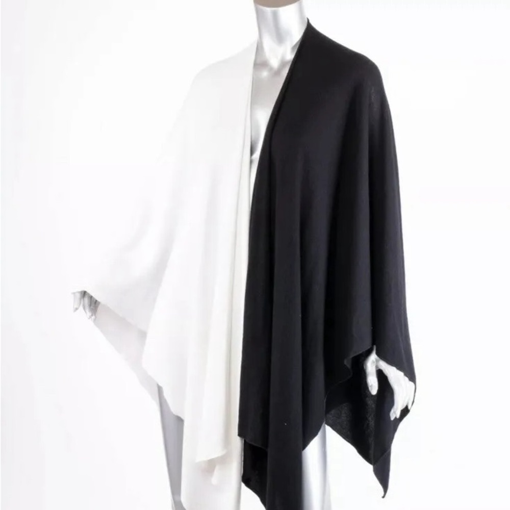 Donni Charm x the Zoe Report Wonder Cape Color Block Wrap OS